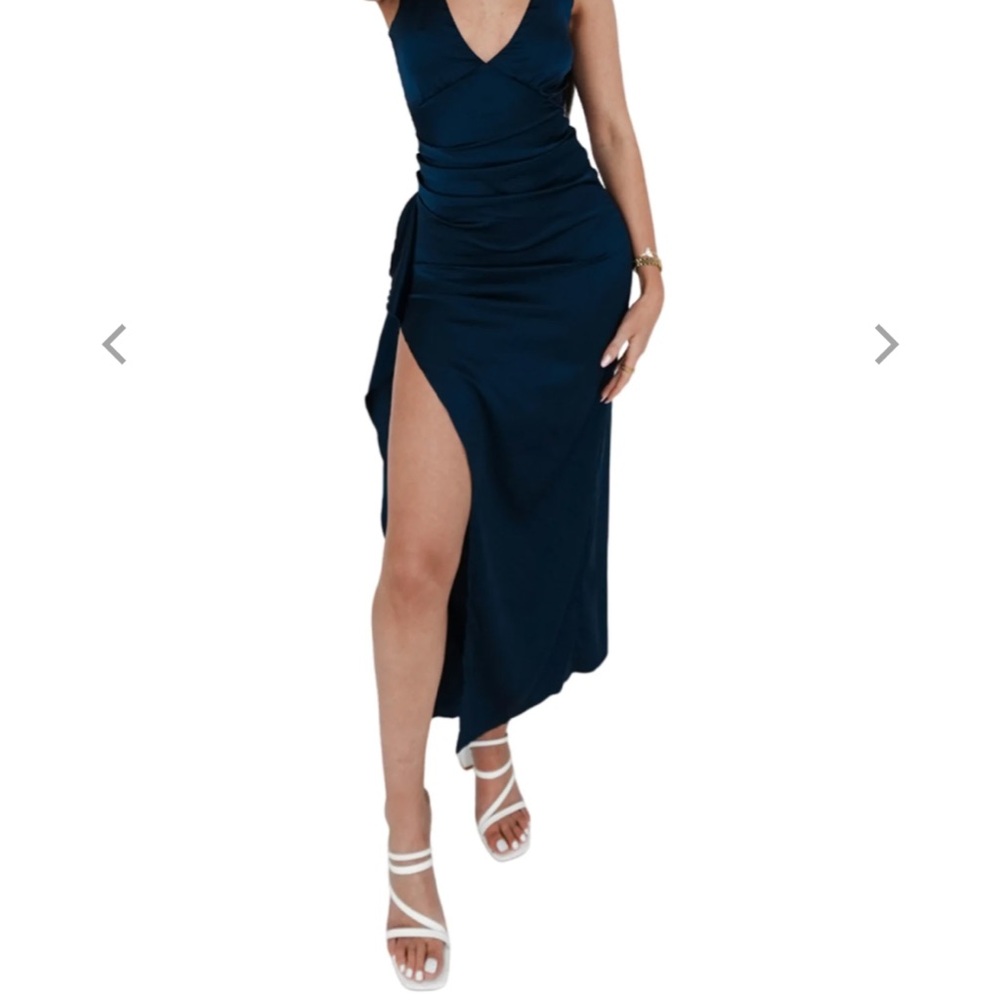 Elegant Navy Blue Evening Dress